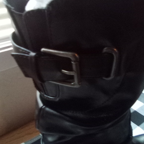 COPY - Shin high slouch black boots - Picture 7 of 11